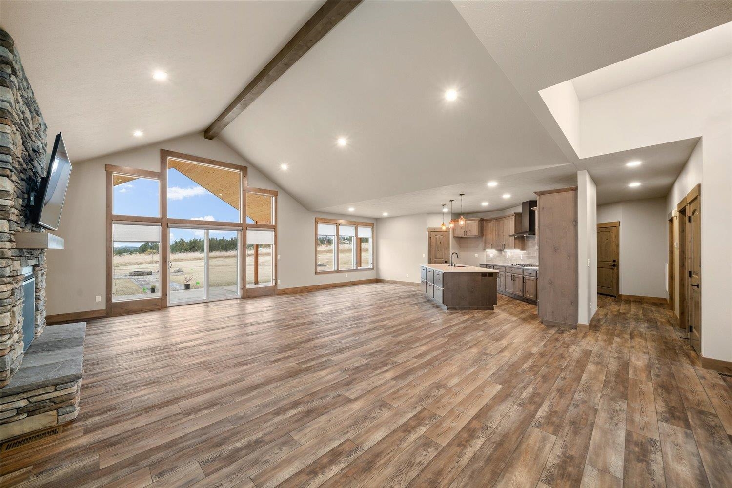 21200 North Division Road Colbert, WA 99005 - Photo 10 of 28