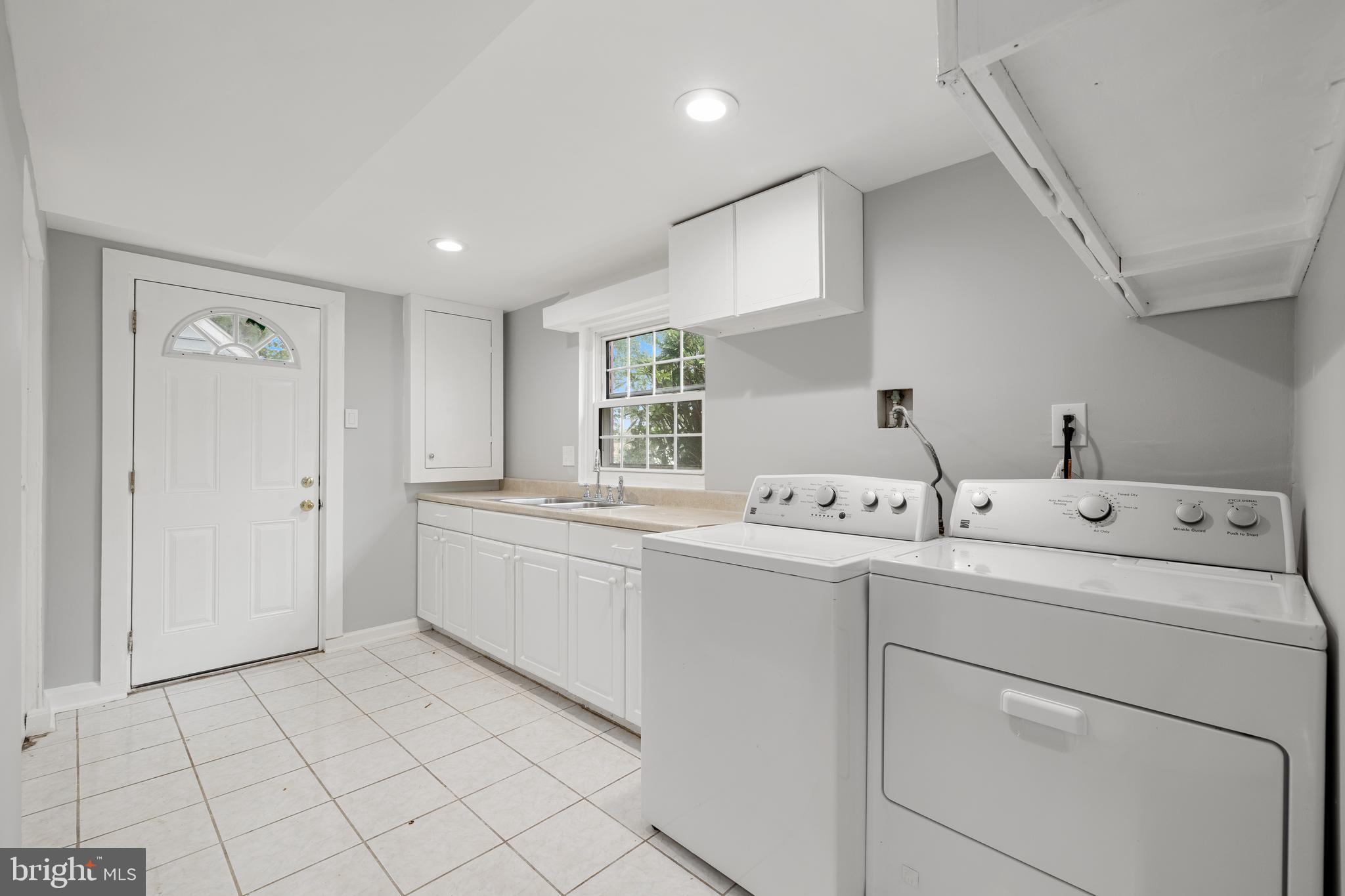 9608 Braddock Road Fairfax, VA 22032 - Photo 54 of 72 Gallery Image 54