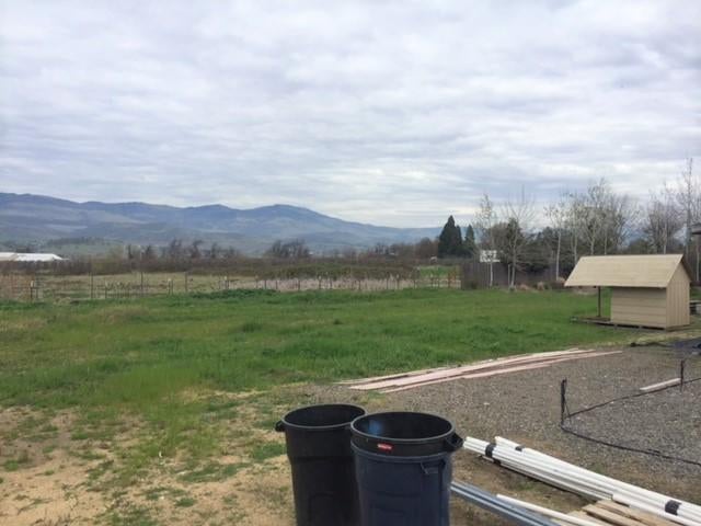 5437 Colver Road Talent, OR 97540 - Photo 3 of 17 3
