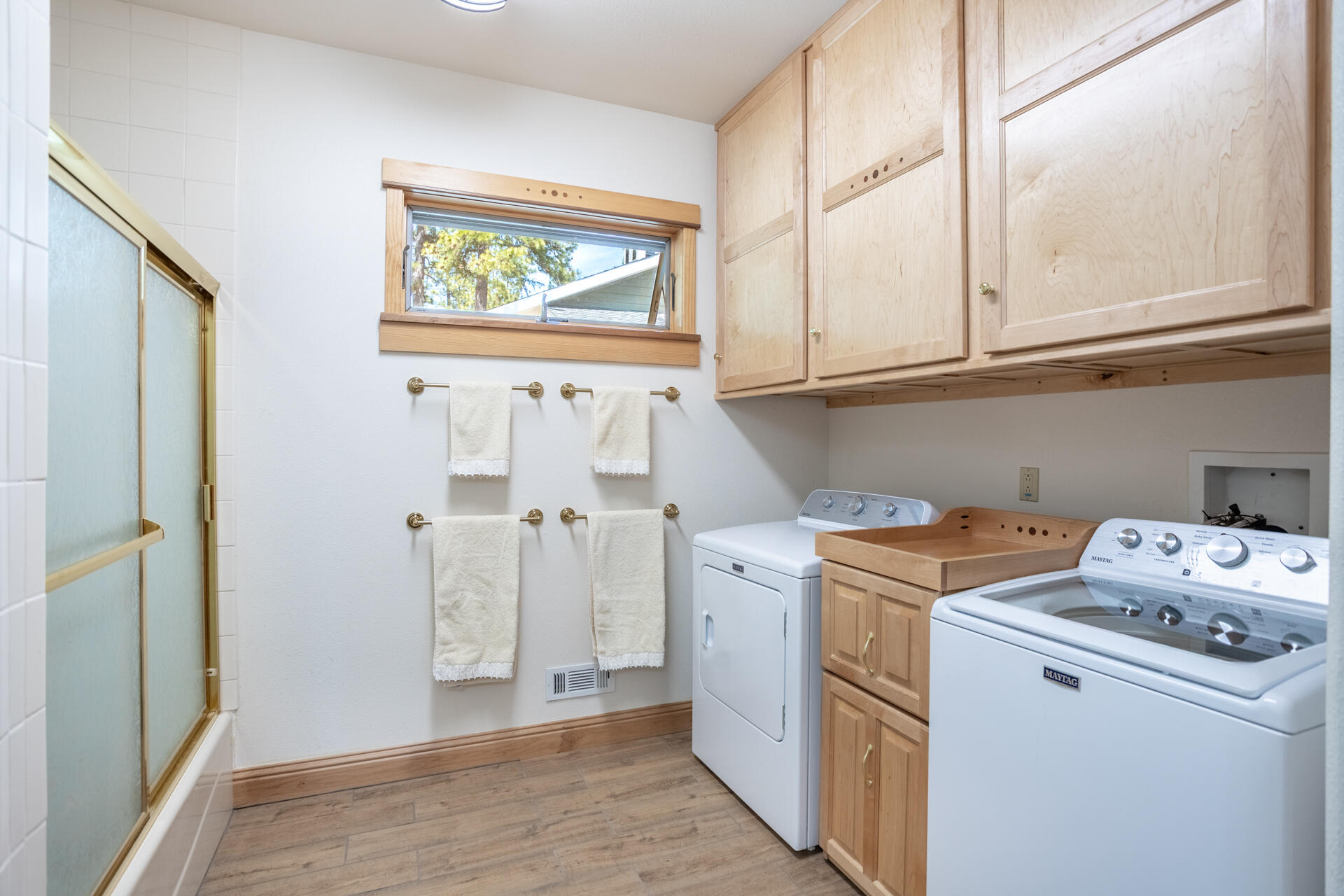 6360 Wilson Hill Road Shingletown, CA 96088 - Photo 27 of 79 Bath / Laundry