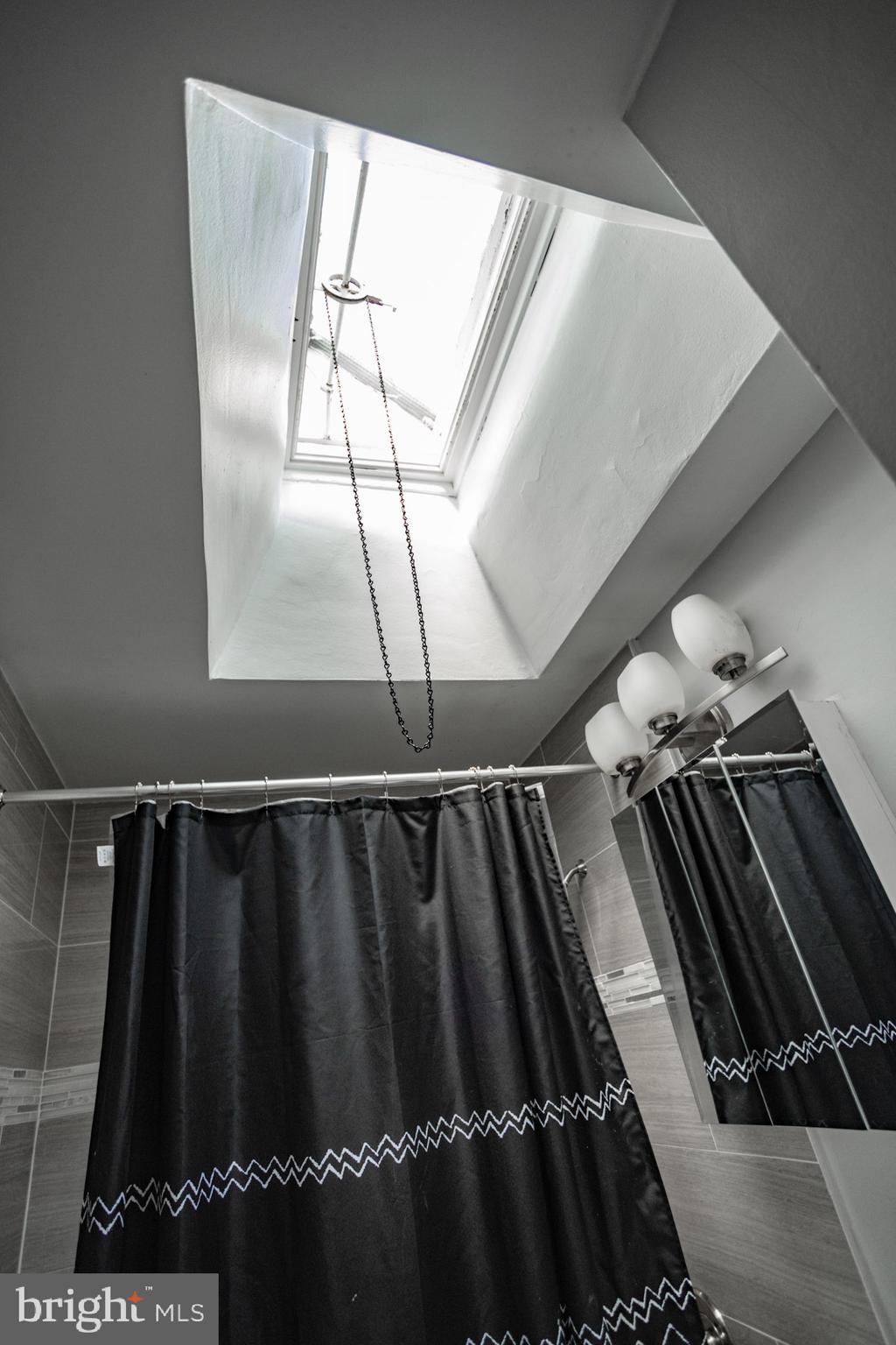 1514 Beverly Road Philadelphia, PA 19138 - Photo 20 of 32 Gallery Image 20