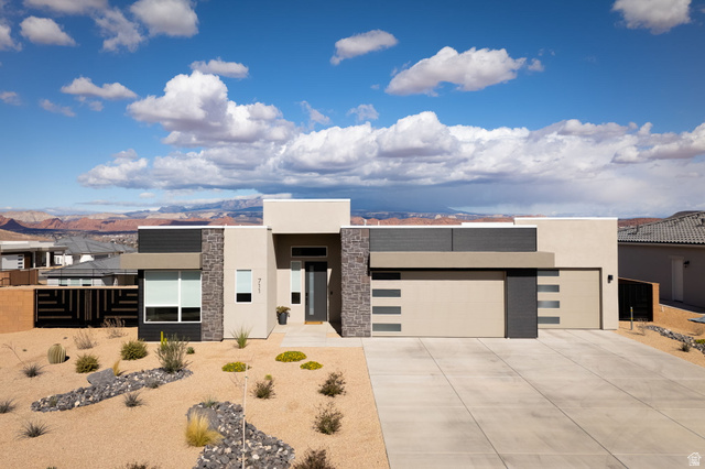 711 Alcantara Circle St. George, UT 84770 - Photo 2 of 43