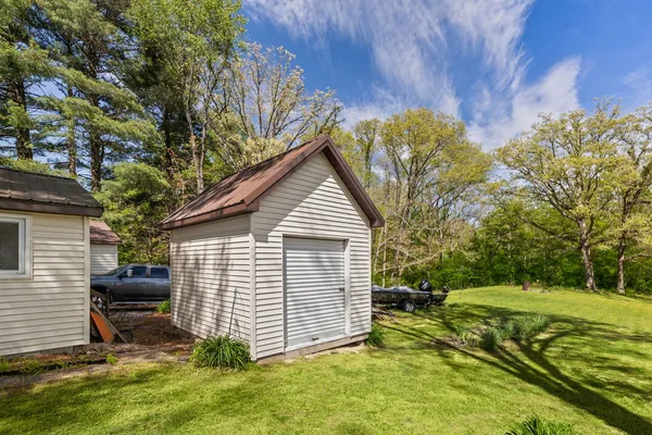 $175,000 | 1140 Race Track Road, Centralia, IL 62801