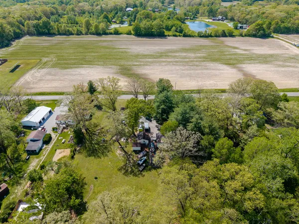 $175,000 | 1140 Race Track Road, Centralia, IL 62801