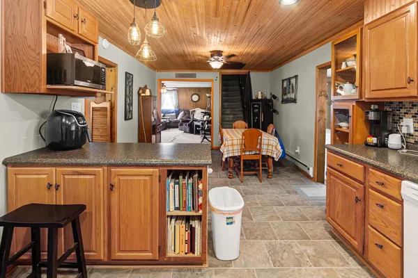 $175,000 | 1140 Race Track Road, Centralia, IL 62801