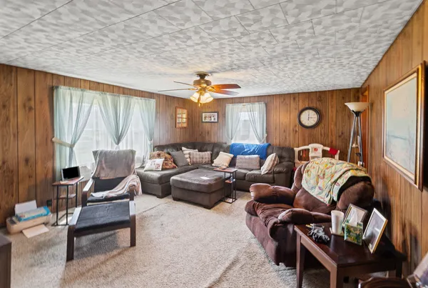 $175,000 | 1140 Race Track Road, Centralia, IL 62801