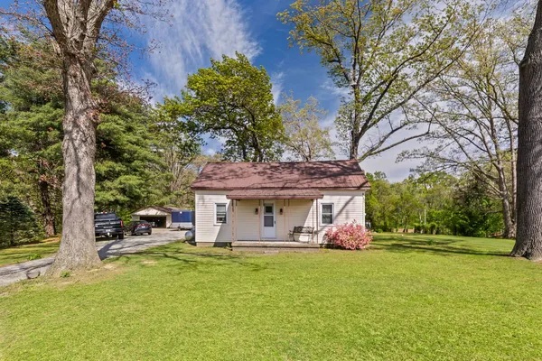 $175,000 | 1140 Race Track Road, Centralia, IL 62801