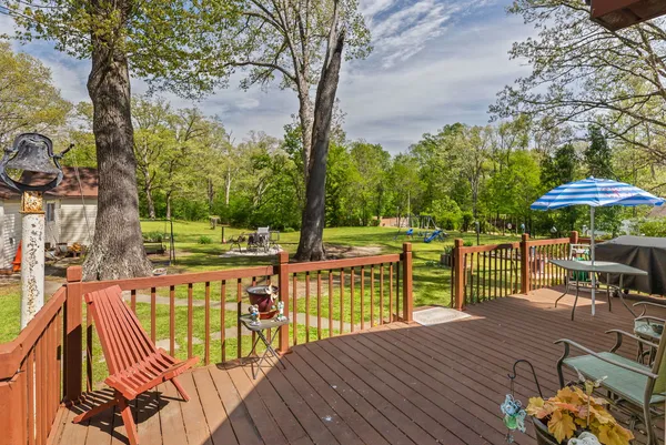$175,000 | 1140 Race Track Road, Centralia, IL 62801