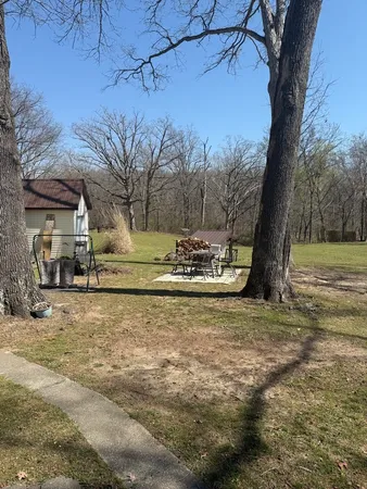 $175,000 | 1140 Race Track Road, Centralia, IL 62801