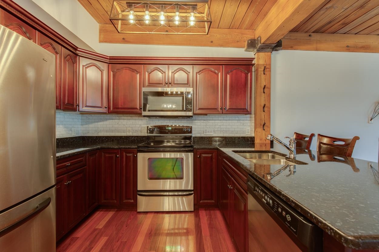 7 Chester Road, Unit 307 Derry, NH 03038 - Photo 6 of 21