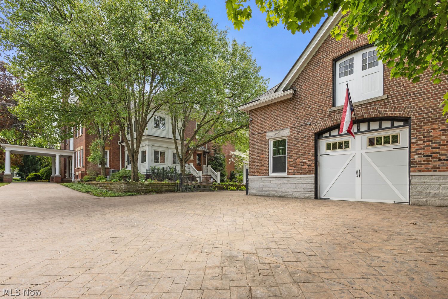 2733 East Overlook Road Cleveland Heights, OH 44106 - Photo 47 of 50