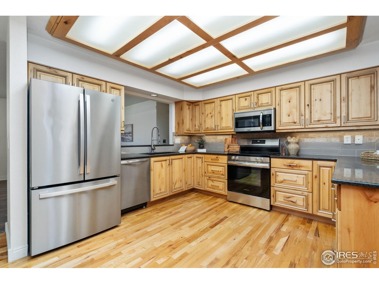 4331 West 16th Street Road Greeley, CO 80634 - Photo 11 of 41 Stainless Applinaces