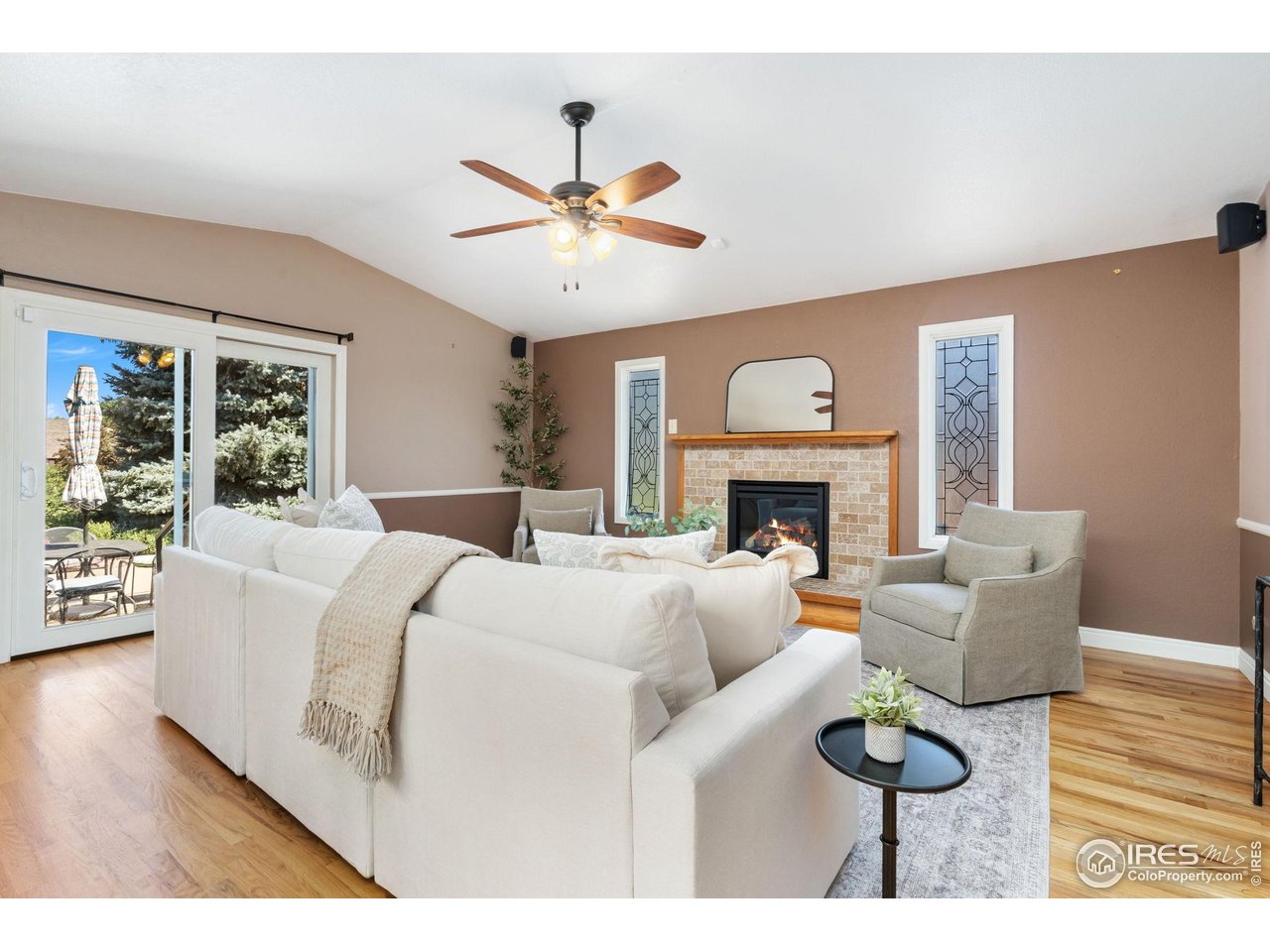 Great Room with Mini Vault and Gas Fireplace