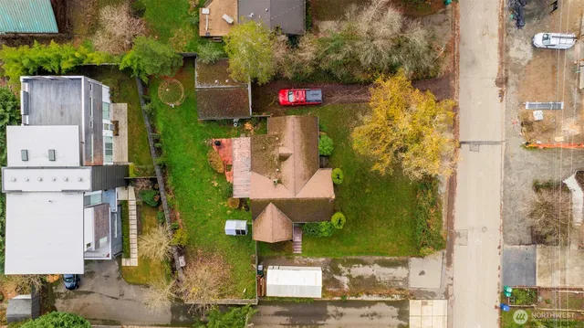 an aerial view of multiple house