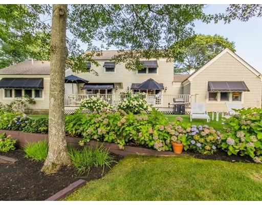 27 Greensward Road Mashpee, MA 02649 - Photo 4 of 30