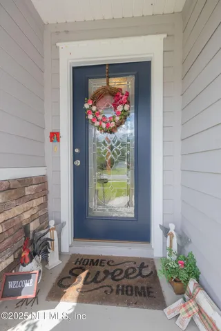 a view of a entryway of a house