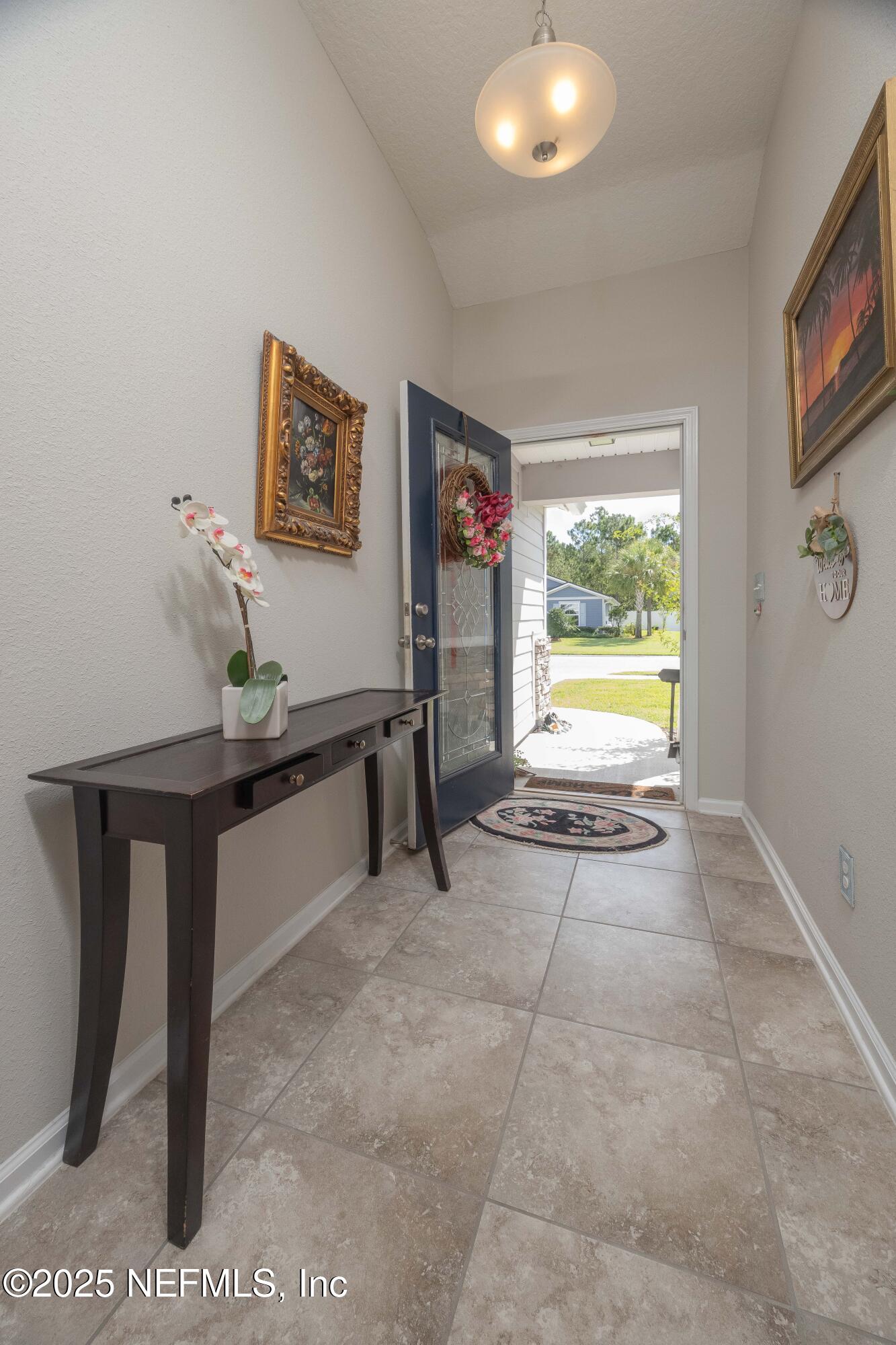 333 Old Hickory Forest Road St. Augustine, FL 32084 - Photo 7 of 62 a room with furniture and window