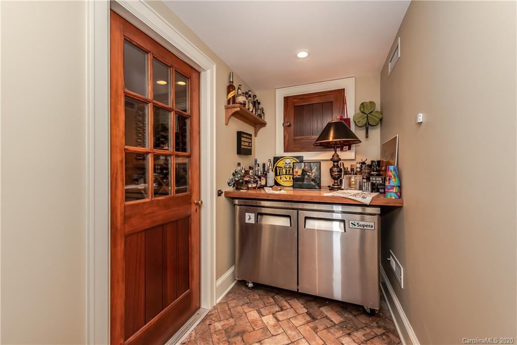 2217 Colony Road Charlotte, NC 28209 - Photo 38 of 46 Gallery Image 38