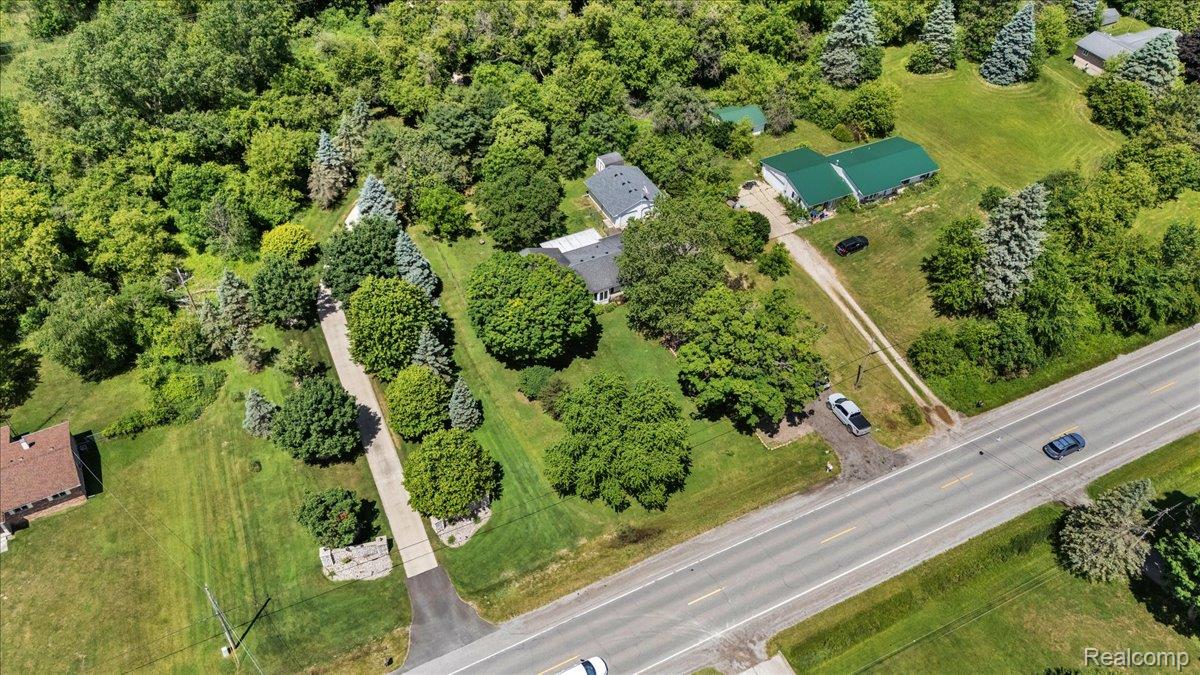 3157 North Irish Road Davison, MI 48423 - Photo 56 of 59 10-DJI_20260615122357_0185_D.jpg