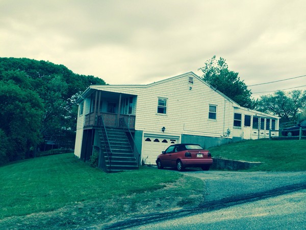 348 Summit Street Fall River, MA 02724 - Photo 3 of 5 Gallery Image 3
