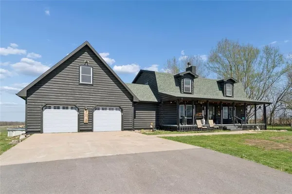 $650,000 | 1113 Southwest 500th Road, Holden, MO 64040