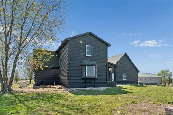 $650,000 | 1113 Southwest 500th Road, Holden, MO 64040