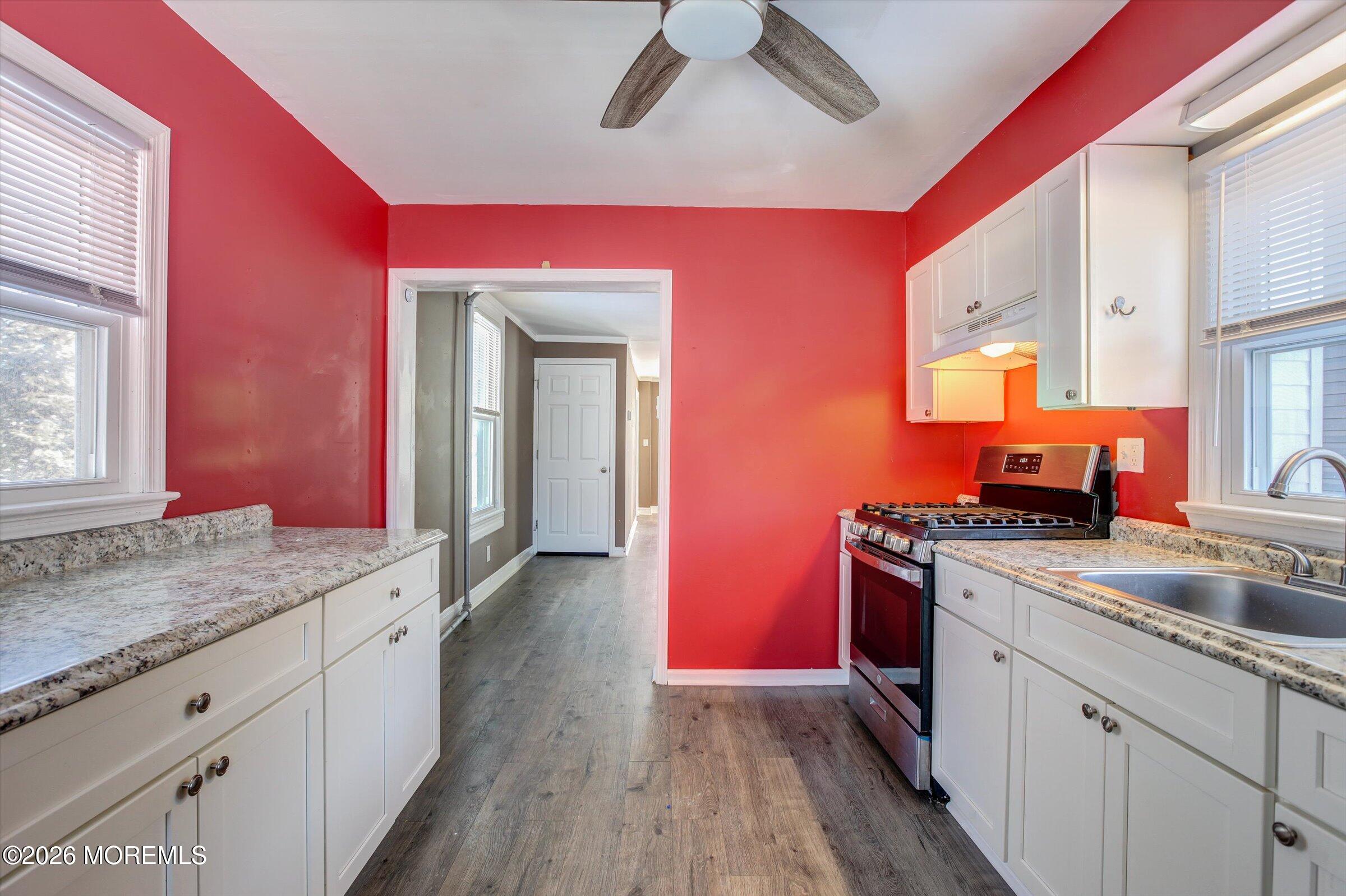 2 Chingarora Avenue Keyport, NJ 07735 - Photo 10 of 31 10-2 Chingarora Ave, Keyport09