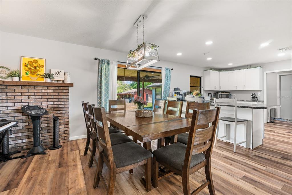 7605 Richardson Road Sarasota, FL 34240 - Photo 14 of 67