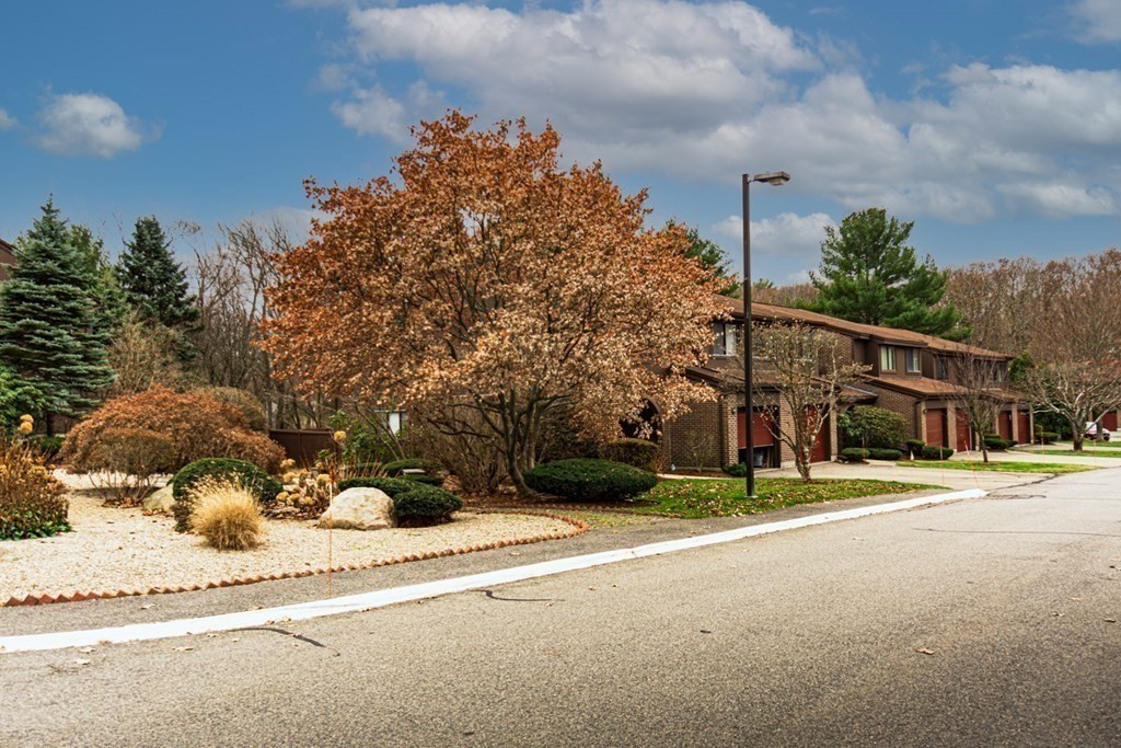 2 Hemlock Road, Unit 2 Peabody, MA 01960 - Photo 38 of 42 Gallery Image 38
