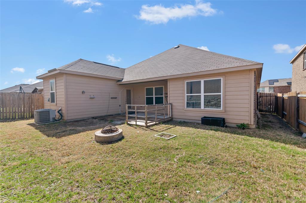 4700 Conley Lane Denton, TX 76207 - Photo 17 of 17 a backyard of a house with seating space