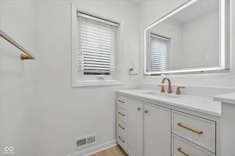 $599,900 | 430 West 64th Street, Indianapolis, IN 46260