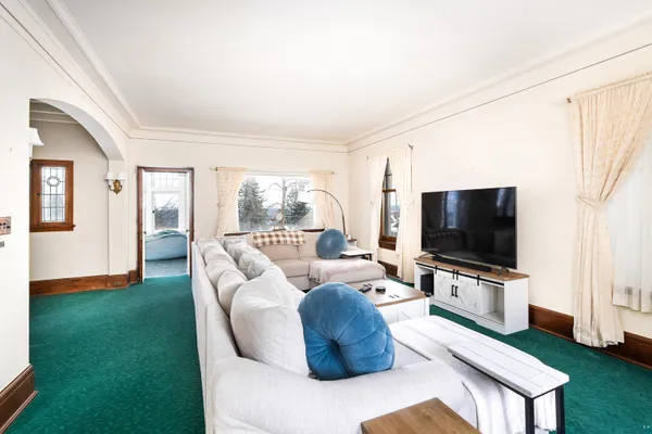 $775,000 | 2514 East Superior Street, Duluth, MN 55812