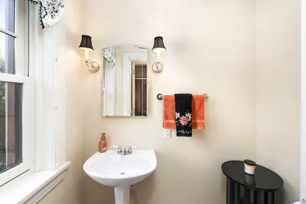 $775,000 | 2514 East Superior Street, Duluth, MN 55812