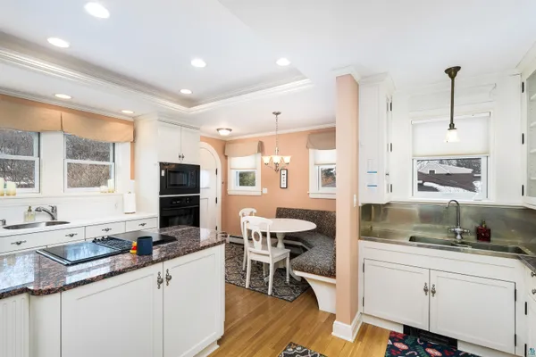 $739,900 | 2514 East Superior Street, Duluth, MN 55812