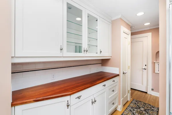 $739,900 | 2514 East Superior Street, Duluth, MN 55812