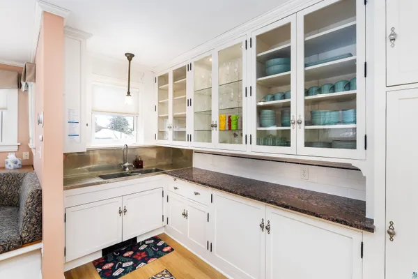 $775,000 | 2514 East Superior Street, Duluth, MN 55812