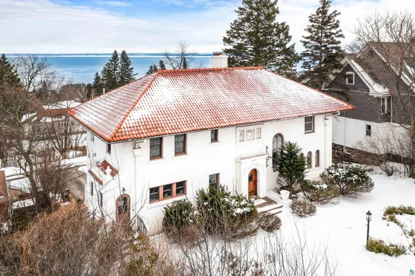 $775,000 | 2514 East Superior Street, Duluth, MN 55812