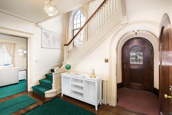 $775,000 | 2514 East Superior Street, Duluth, MN 55812