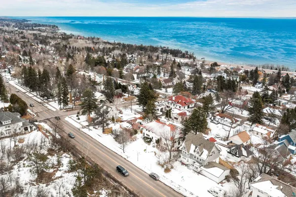 $739,900 | 2514 East Superior Street, Duluth, MN 55812