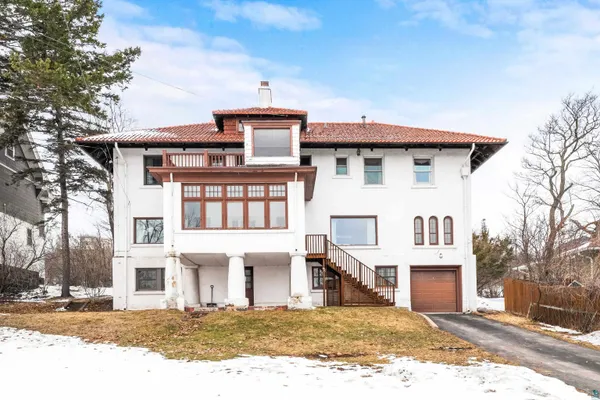 $775,000 | 2514 East Superior Street, Duluth, MN 55812