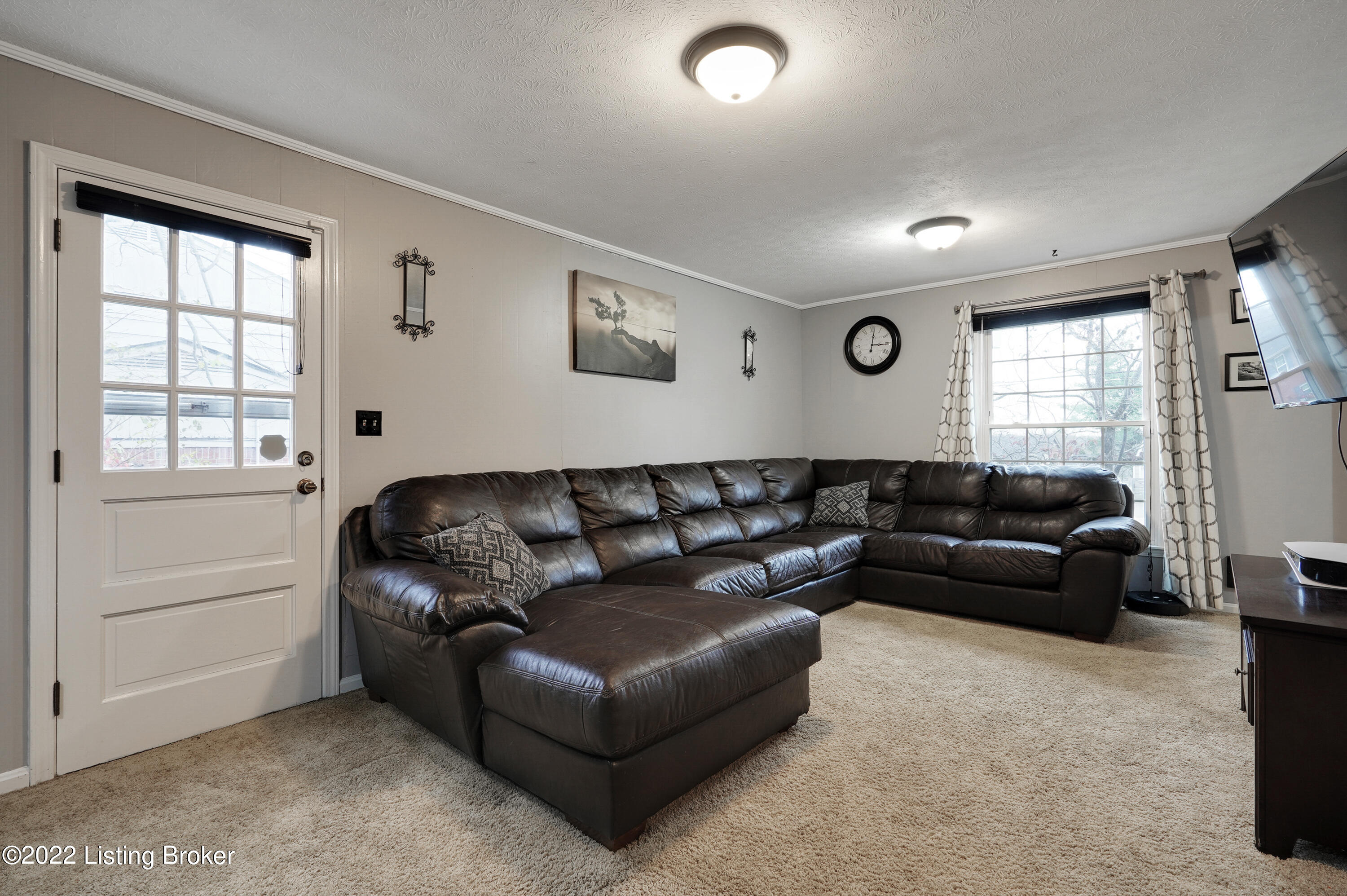 12509 Echo Bridge Road Louisville, KY 40243 - Photo 20 of 47 19 DSC09111