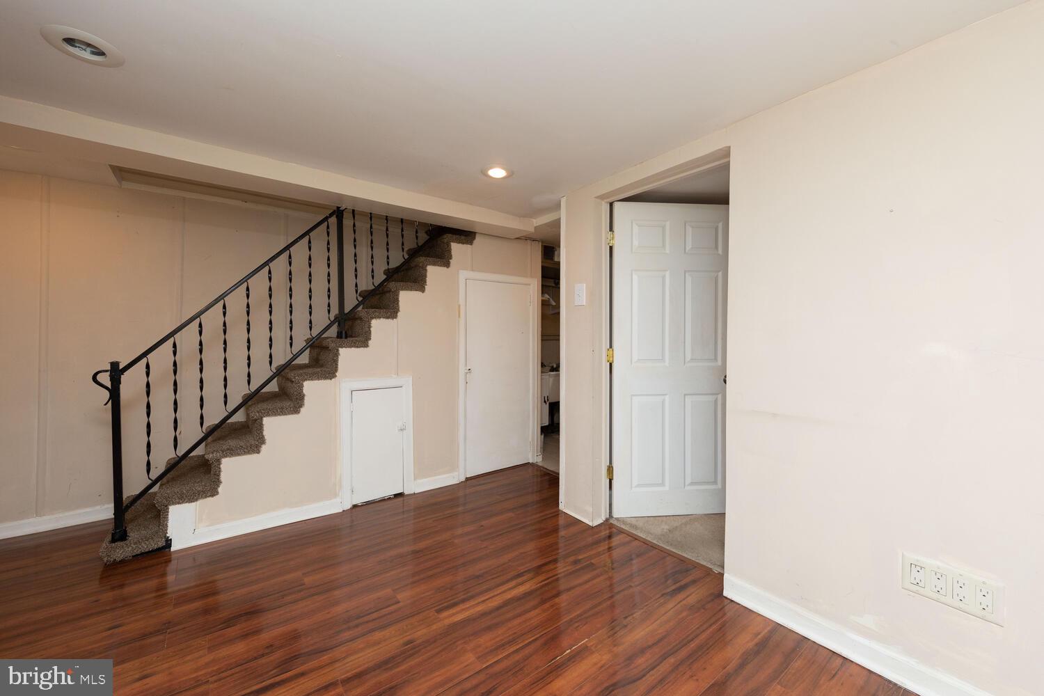 1611 Pennington Road Philadelphia, PA 19151 - Photo 12 of 20 Gallery Image 12