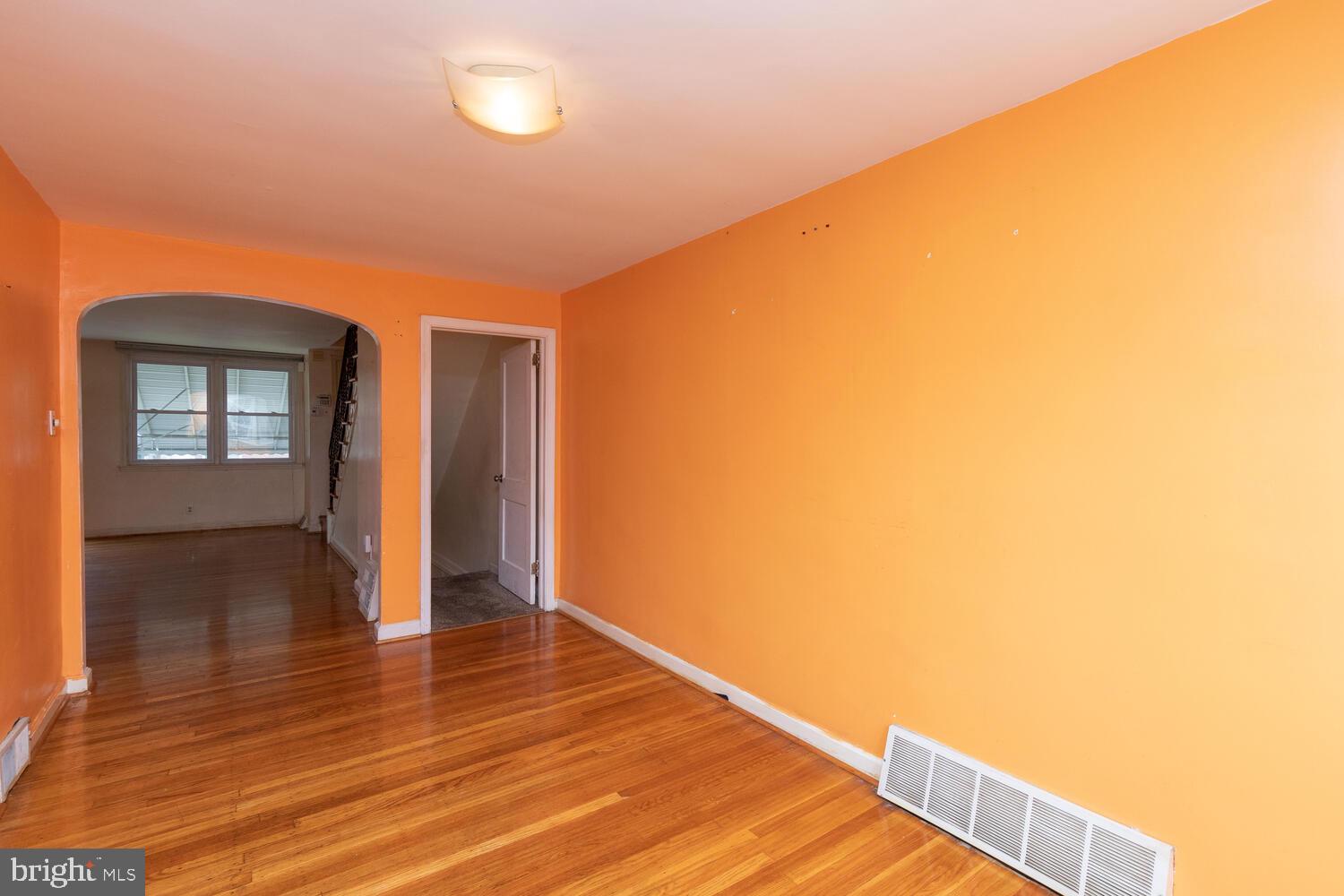 1611 Pennington Road Philadelphia, PA 19151 - Photo 7 of 20 Gallery Image 7