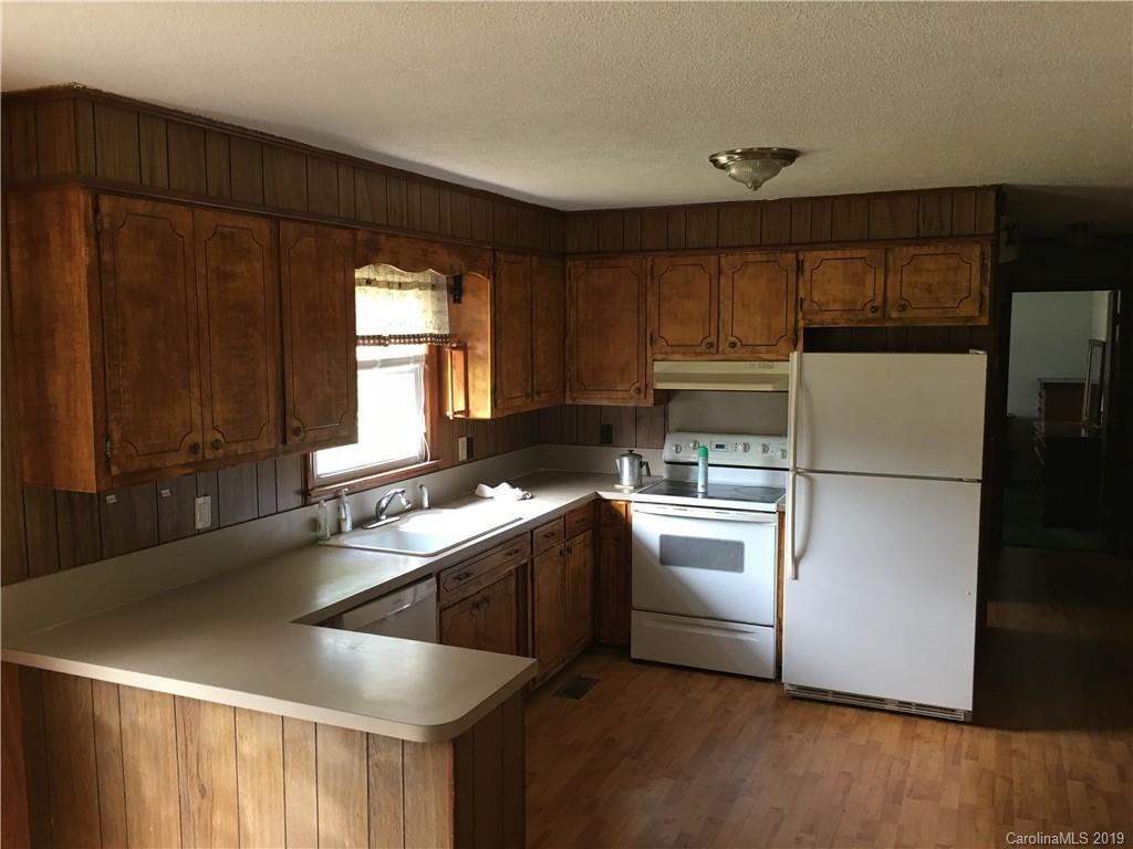 133 Mountain View Road Bessemer City, NC 28016 - Photo 18 of 48 Gallery Image 18
