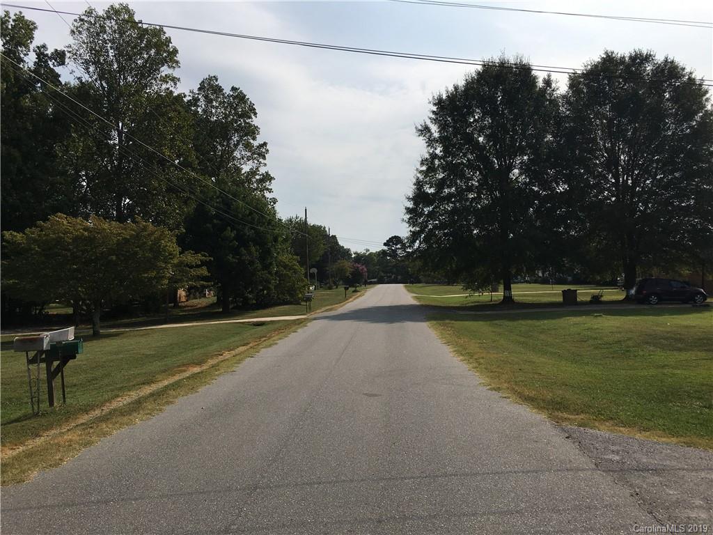 133 Mountain View Road Bessemer City, NC 28016 - Photo 3 of 48 Gallery Image 3