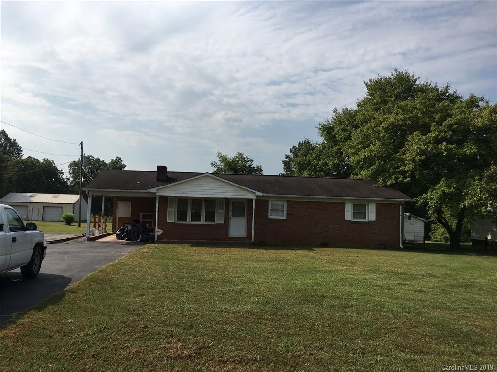 133 Mountain View Road Bessemer City, NC 28016 - Photo 4 of 48 Gallery Image 4