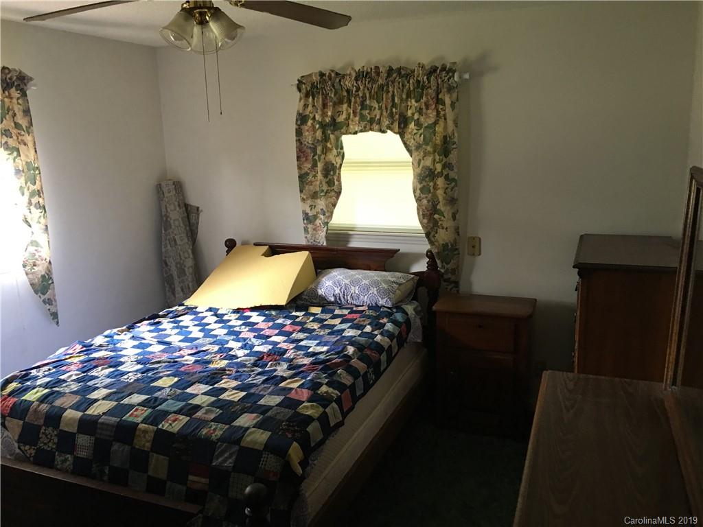 133 Mountain View Road Bessemer City, NC 28016 - Photo 41 of 48 Gallery Image 41