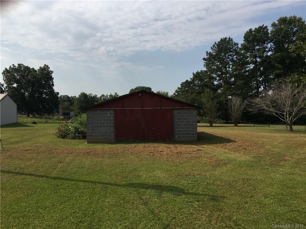 133 Mountain View Road Bessemer City, NC 28016 - Photo 6 of 48 Gallery Image 6