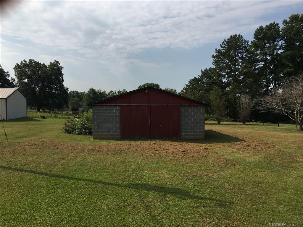 133 Mountain View Road Bessemer City, NC 28016 - Photo 7 of 48 Gallery Image 7