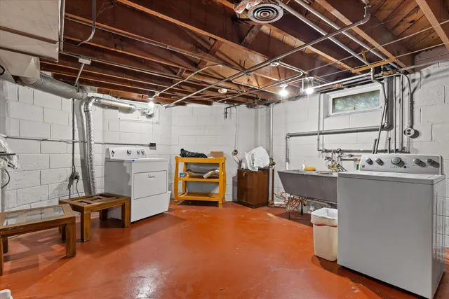 $439,900 | 4146 North Bartlett Avenue, Unit 4148, Shorewood, WI 53211